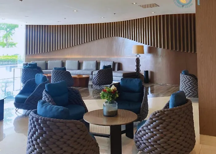 Aparthotel Moa Condotel In Mall Of Located In Shore1 And 2 Residences 3*