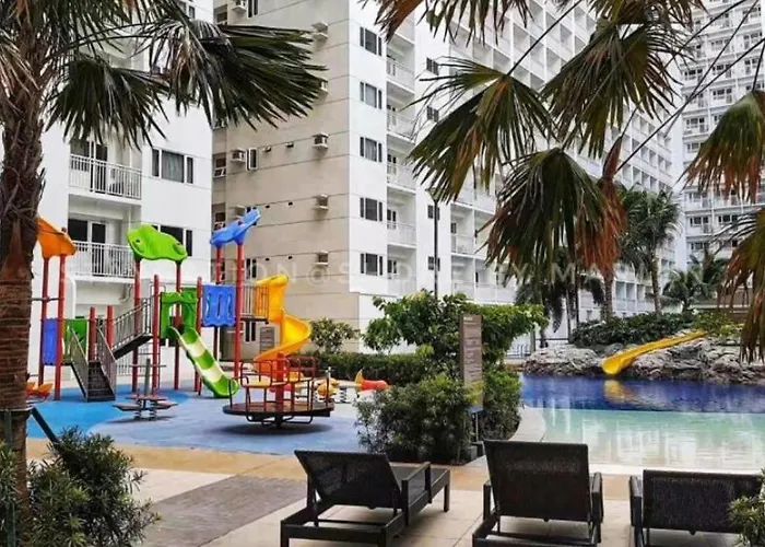 Moa Condotel In Mall Of Located In Shore1 And 2 Residences Aparthotel